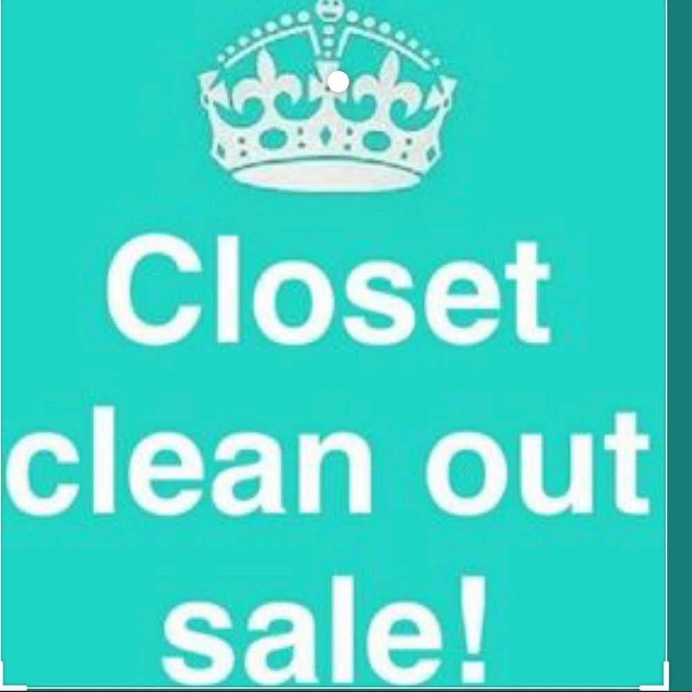 All women’s tops on sale!!!!